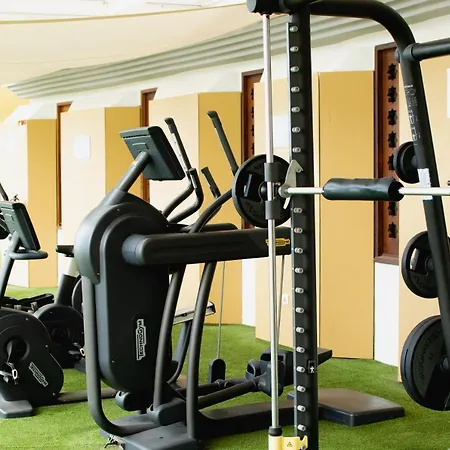 מלון Hl Suitehotel - Adults Only 4*